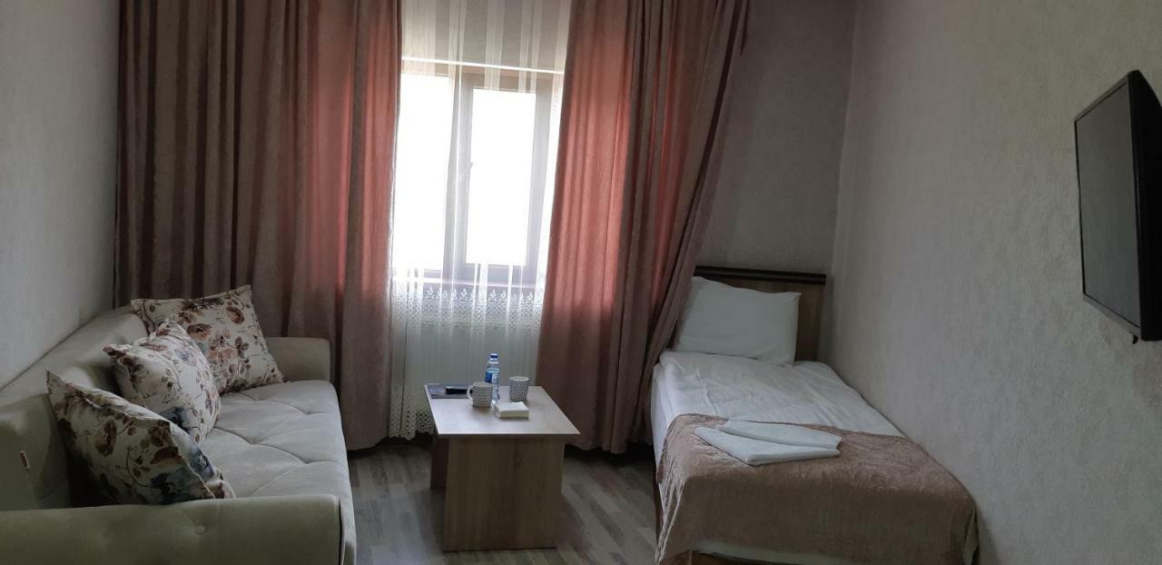 Xutorok Hotel & Restaurant Chilegir Екстер'єр фото